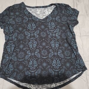 Torrid Blue Patterned V-Neck Top With Pocket